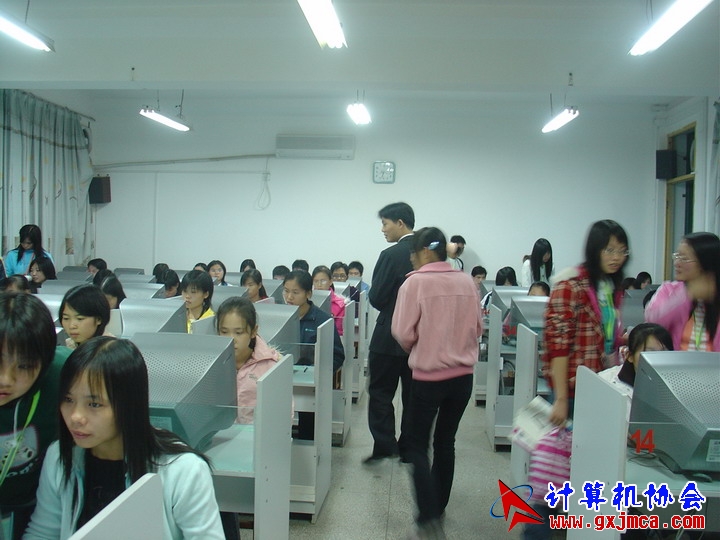 061129CA093.JPG