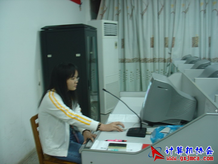 061129CA109.JPG