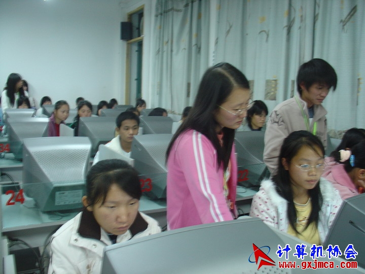 061129CA108.JPG