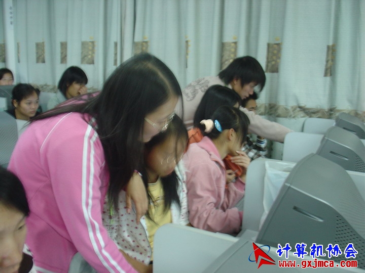 061129CA121.JPG
