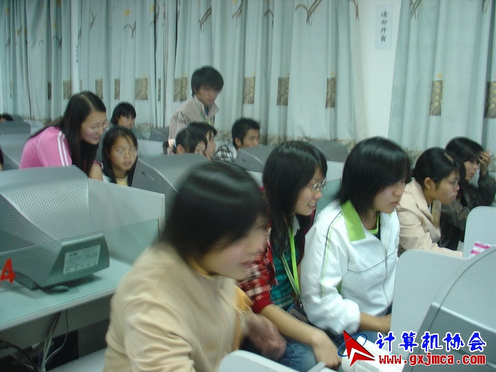 061129CA123.JPG