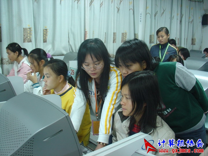 061129CA125.JPG