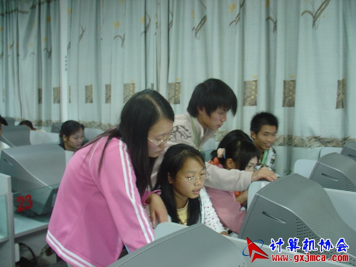 061129CA129.JPG