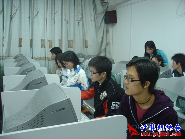 061129CA141.JPG