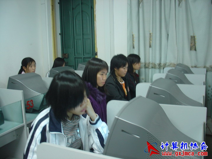 061129CA140.JPG