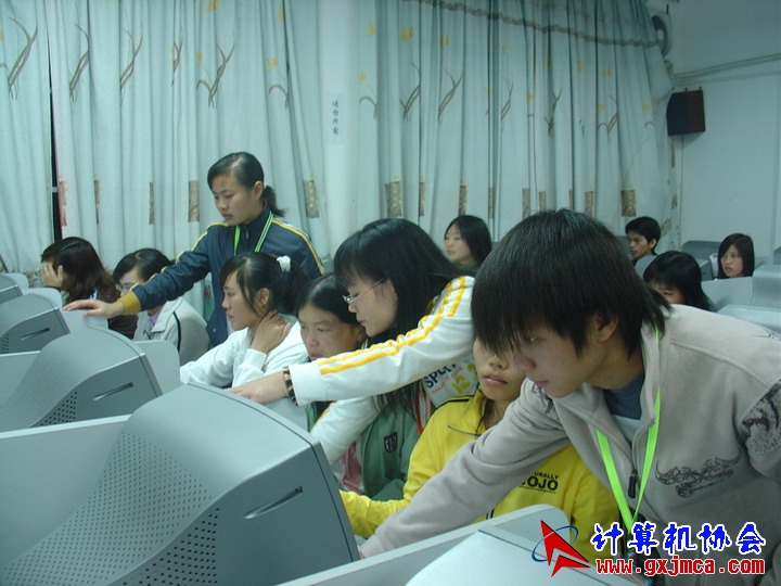 061129CA144.JPG
