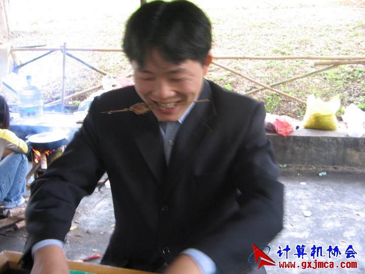 061203SKA092.JPG