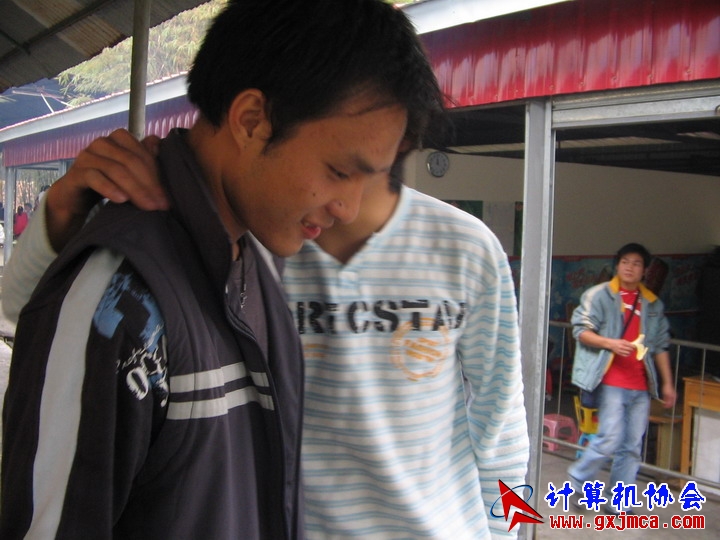 061203SKA101.JPG