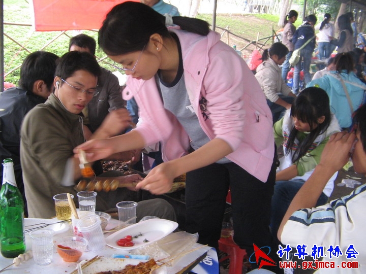 061203SKA113.JPG