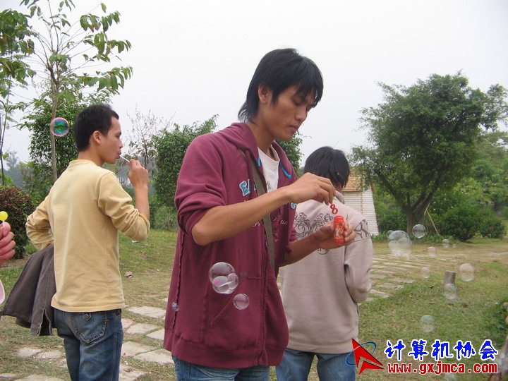061203SKA177.JPG