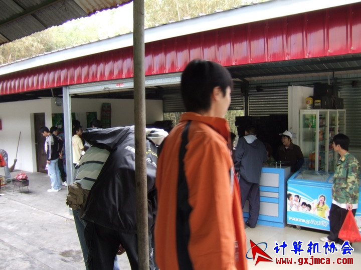 061203SKB269.JPG
