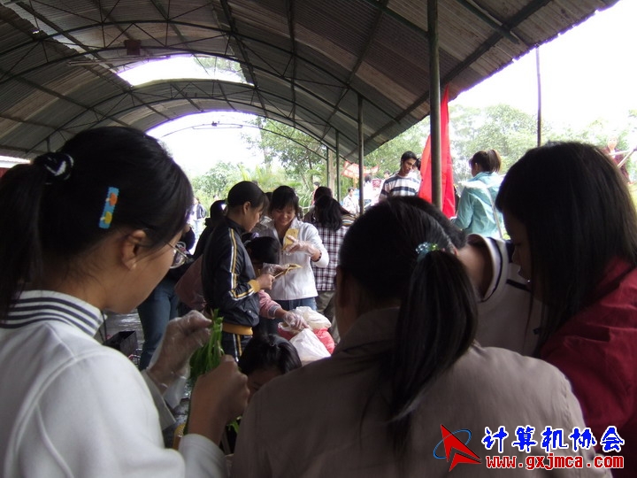 061203SKB271.JPG