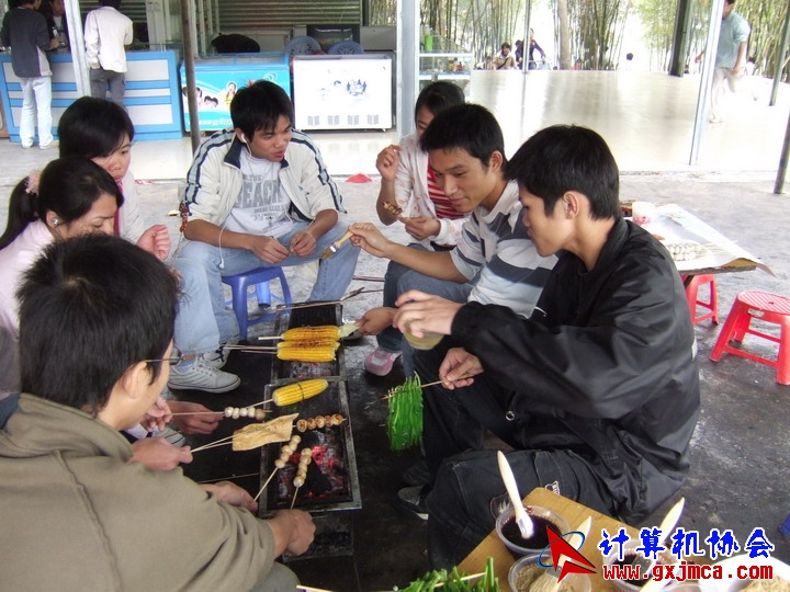 061203SKB284.JPG