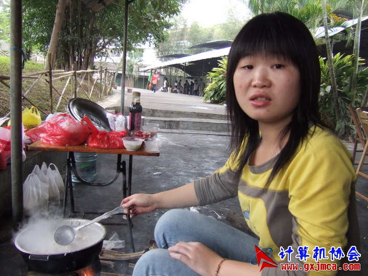 061203SKB291.JPG