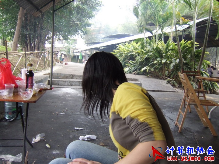 061203SKB299.JPG
