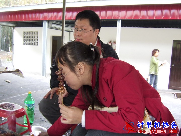 061203SKB307.JPG
