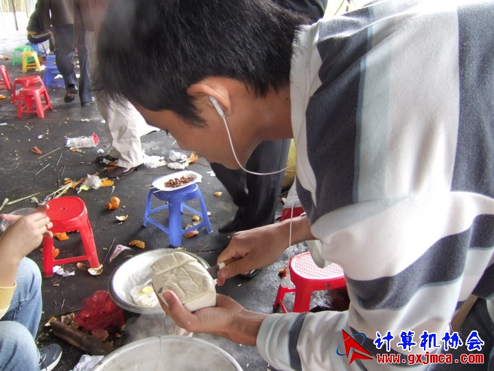 061203SKB317.JPG