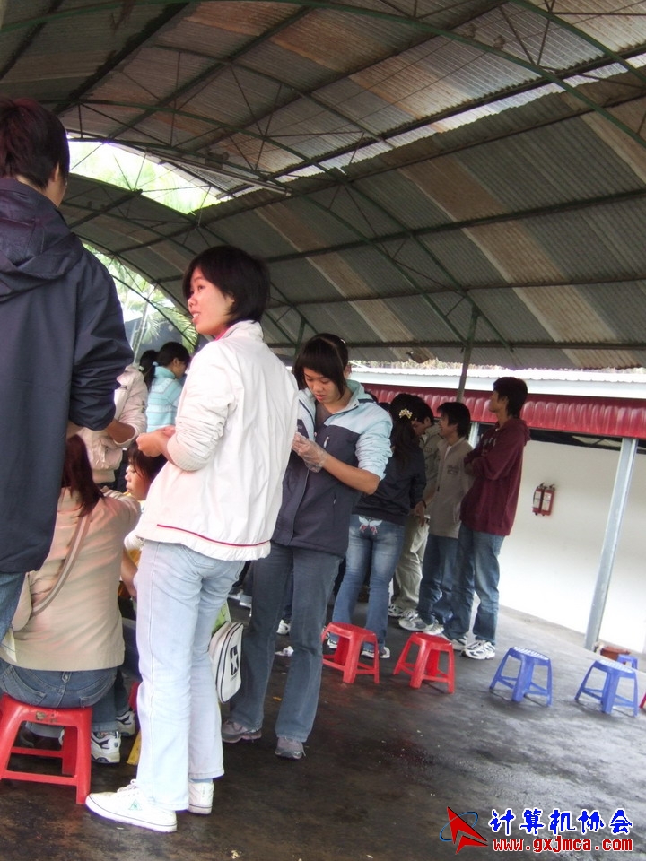 061203SKB405.JPG