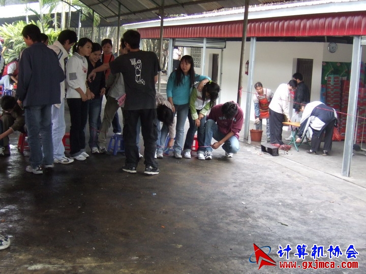 061203SKB411.JPG