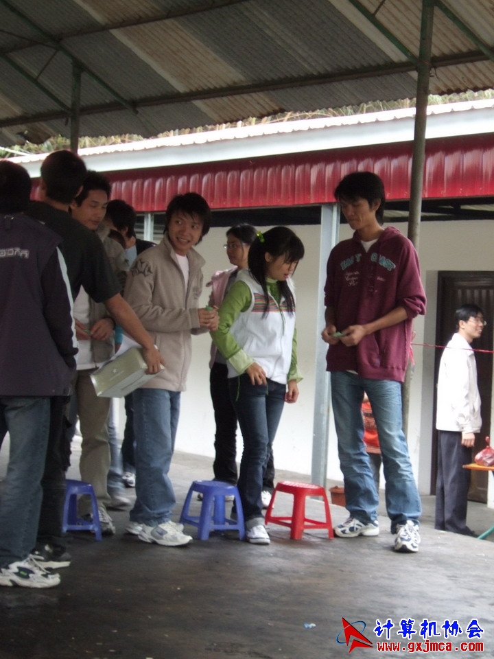 061203SKB409.JPG