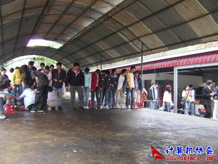 061203SKB433.JPG