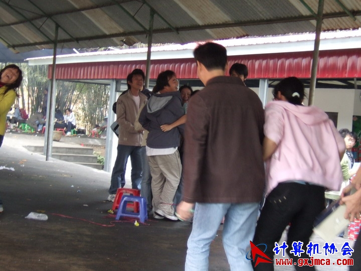 061203SKB439.JPG