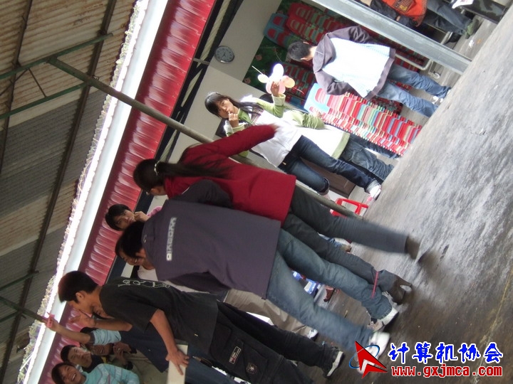 061203SKB440.JPG