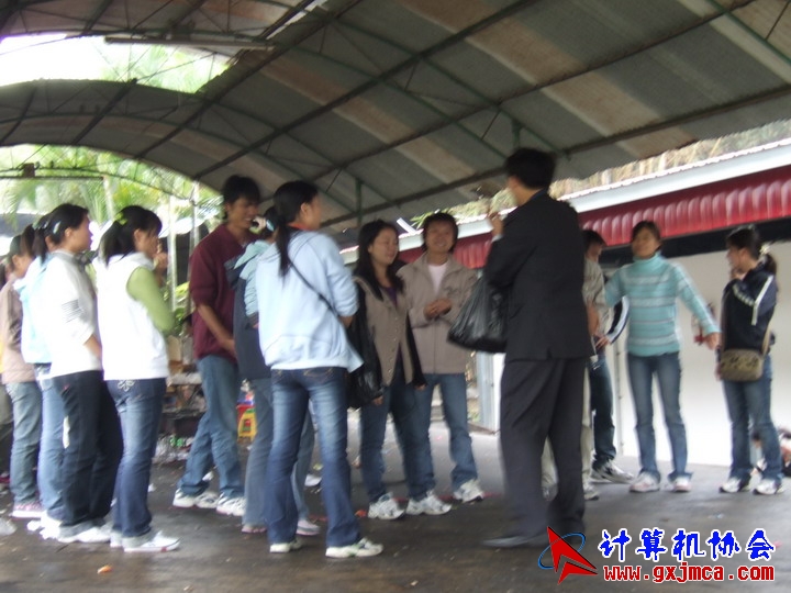 061203SKB481.JPG