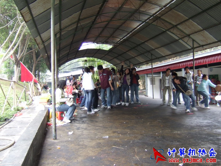 061203SKB480.JPG