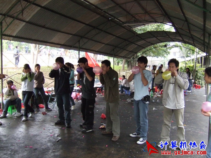 061203SKB493.JPG