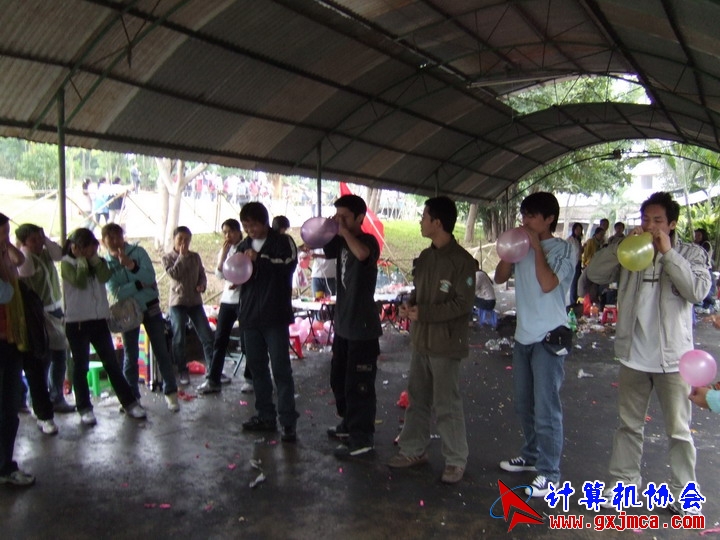 061203SKB494.JPG