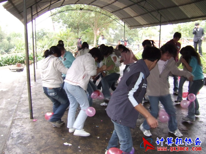 061203SKB498.JPG