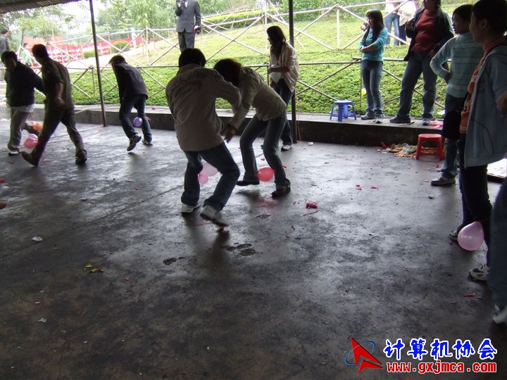 061203SKB509.JPG