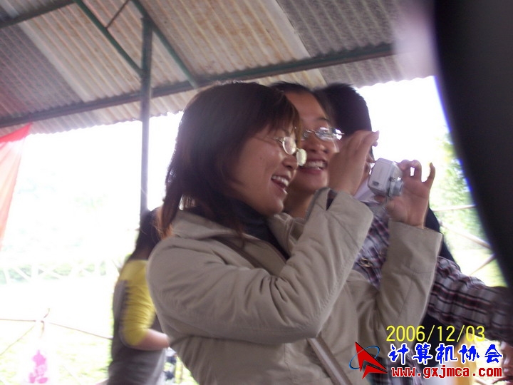 061203SKC542.jpg