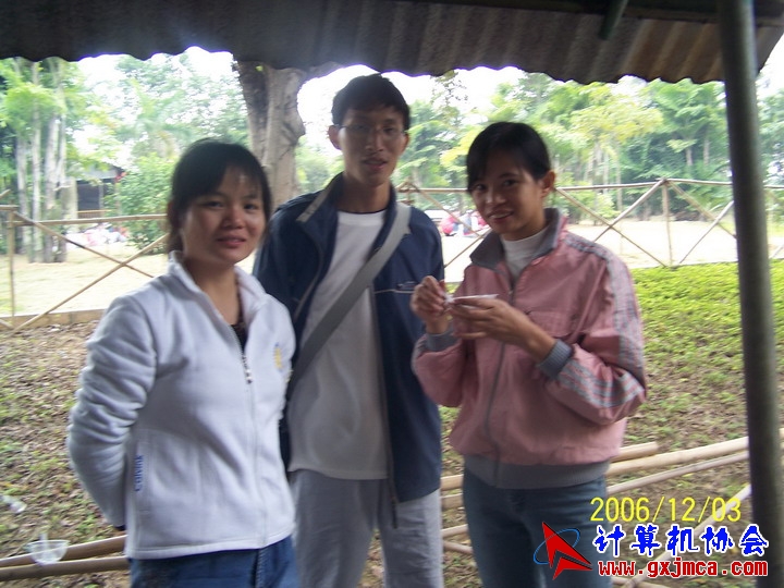 061203SKC572.jpg
