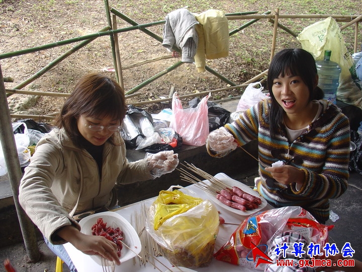 061203SKD703.JPG