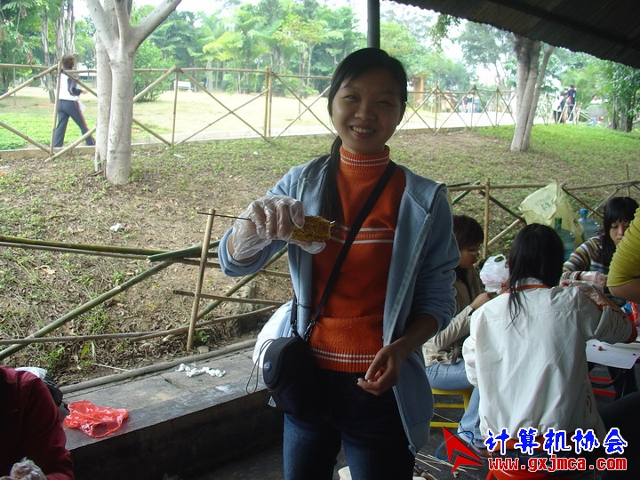 061203SKD706.JPG