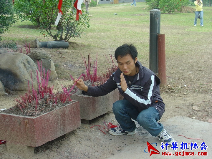 061203SKD765.JPG