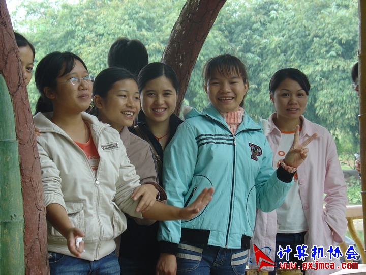 061203SKD784.JPG
