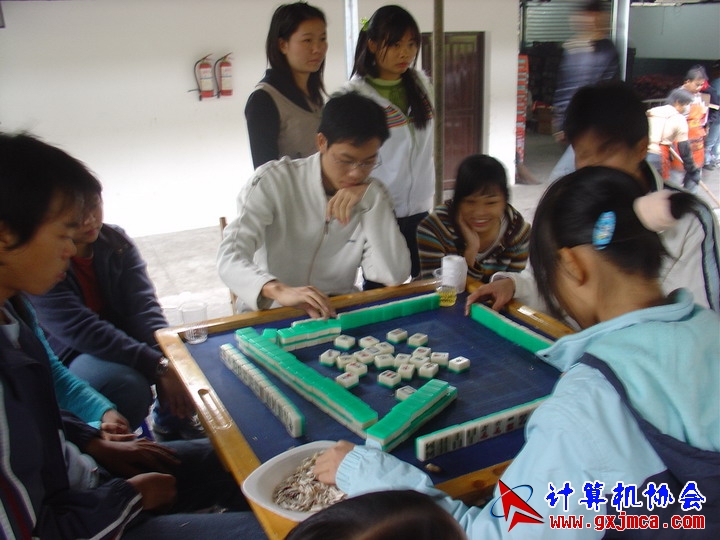 061203SKD919.JPG