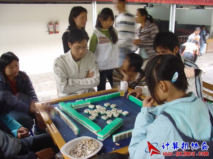 061203SKD920.JPG
