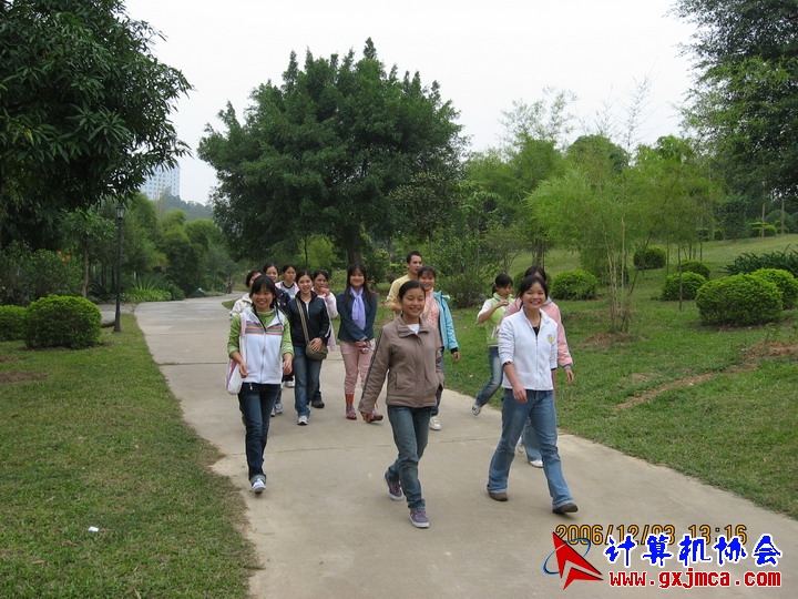 061203SKE1131.JPG