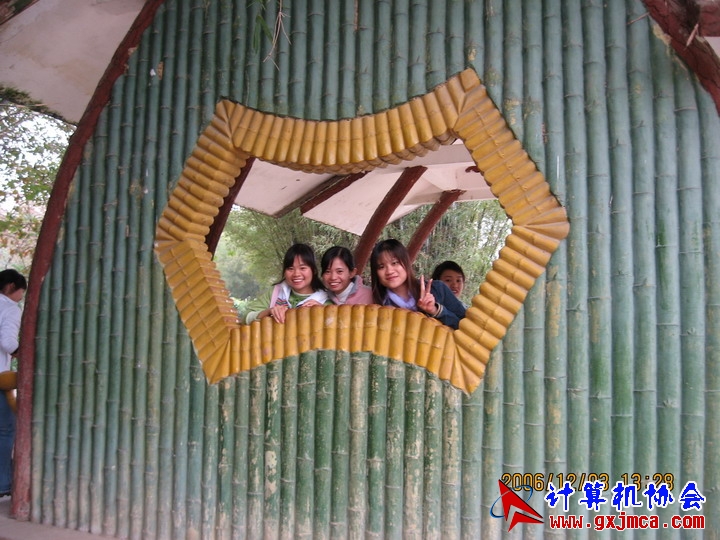 061203SKE1143.JPG
