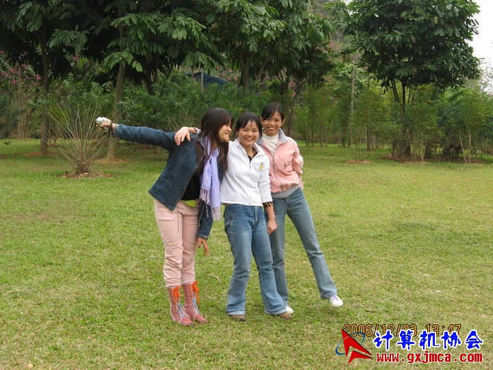 061203SKE1175.JPG