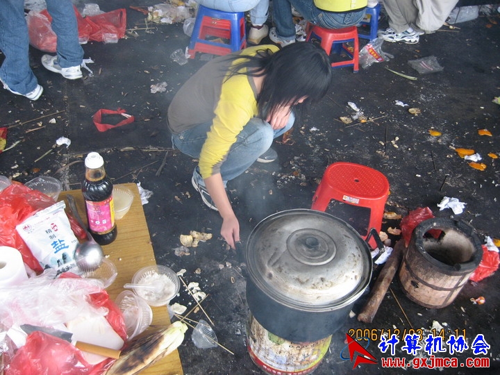 061203SKE1195.JPG