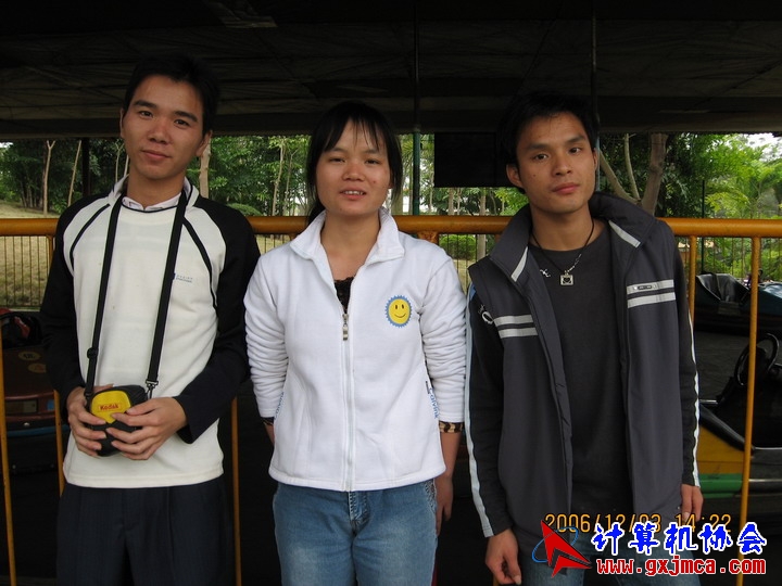 061203SKE1231.JPG