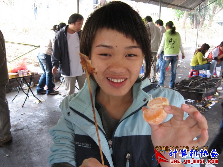 061203SKE1261.JPG