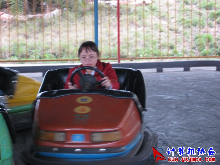 061203SKE1291.JPG