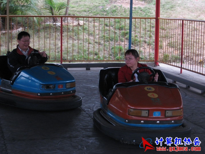 061203SKE1294.JPG