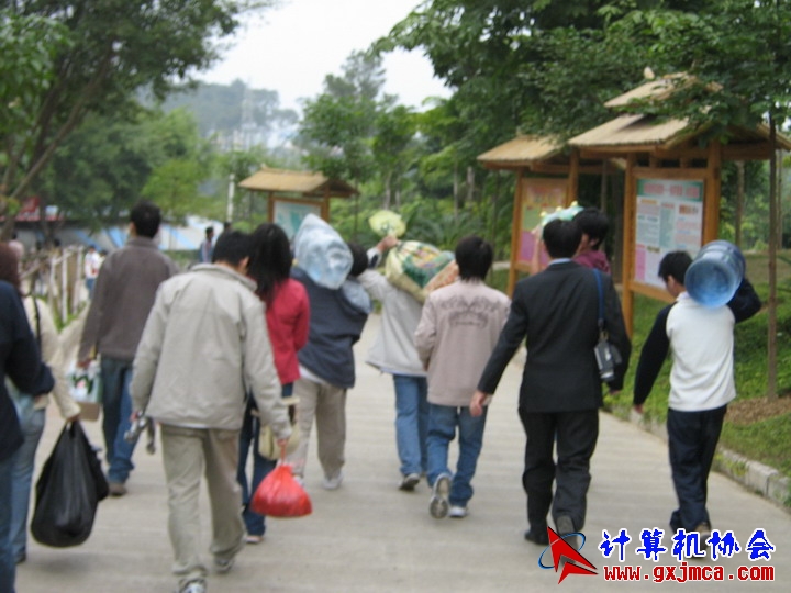 061203SKF1315.jpg